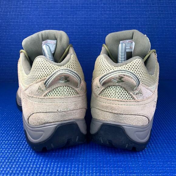 🔴 GARMONT AMICA G-TEX VIBRAM Women`s Size 10 Beige Olive Green Hiking Boots - Picture 4 of 8